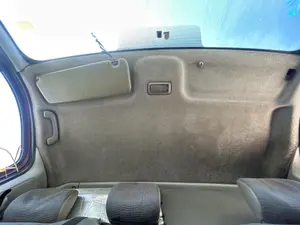 Foto de TECHO INTERIOR RENAULT TRAFIC II FURGÓN 2.5 dCi Diesel CAT (135 CV / 99 KW)