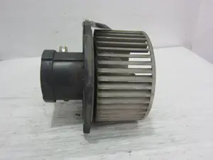 Foto de MOTOR CALEFACCION HYUNDAI COUPE (J2) 1.6 CAT (114 CV / 84 KW) referencia 9711824951 foto 3