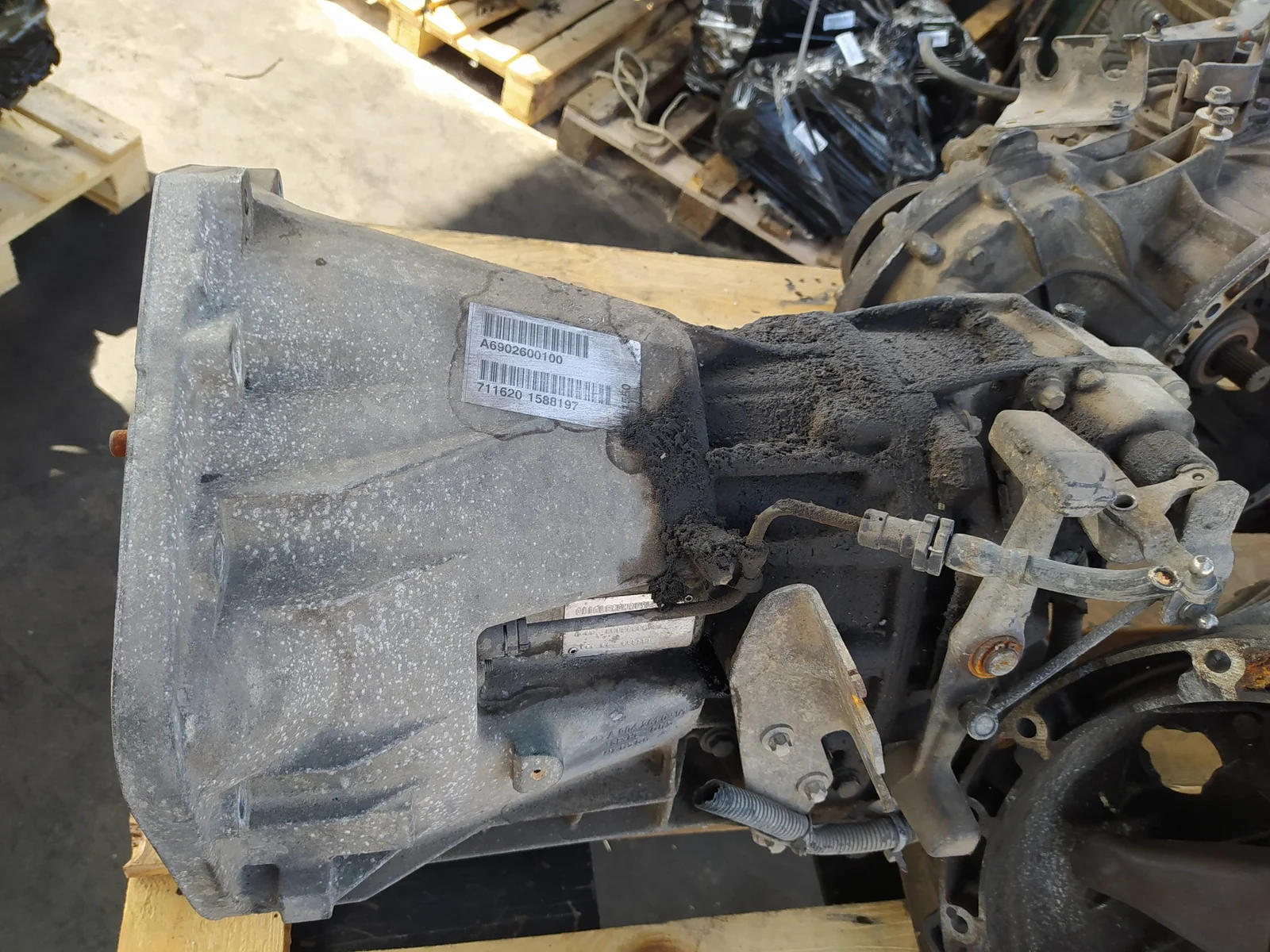 Foto de CAJA CAMBIOS MERCEDES-BENZ SPRINTER FURGÓN referencia A9042610601