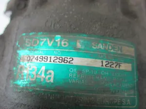 Foto de COMPRESOR AIRE ACONDICIONADO PEUGEOT 206 referencia SD7V161227F foto 2