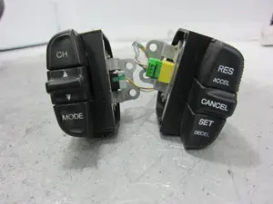Foto de MANDO MULTIFUNCION HONDA CR-V (RD8) 2.0 VTEC CAT (150 CV / 110 KW)