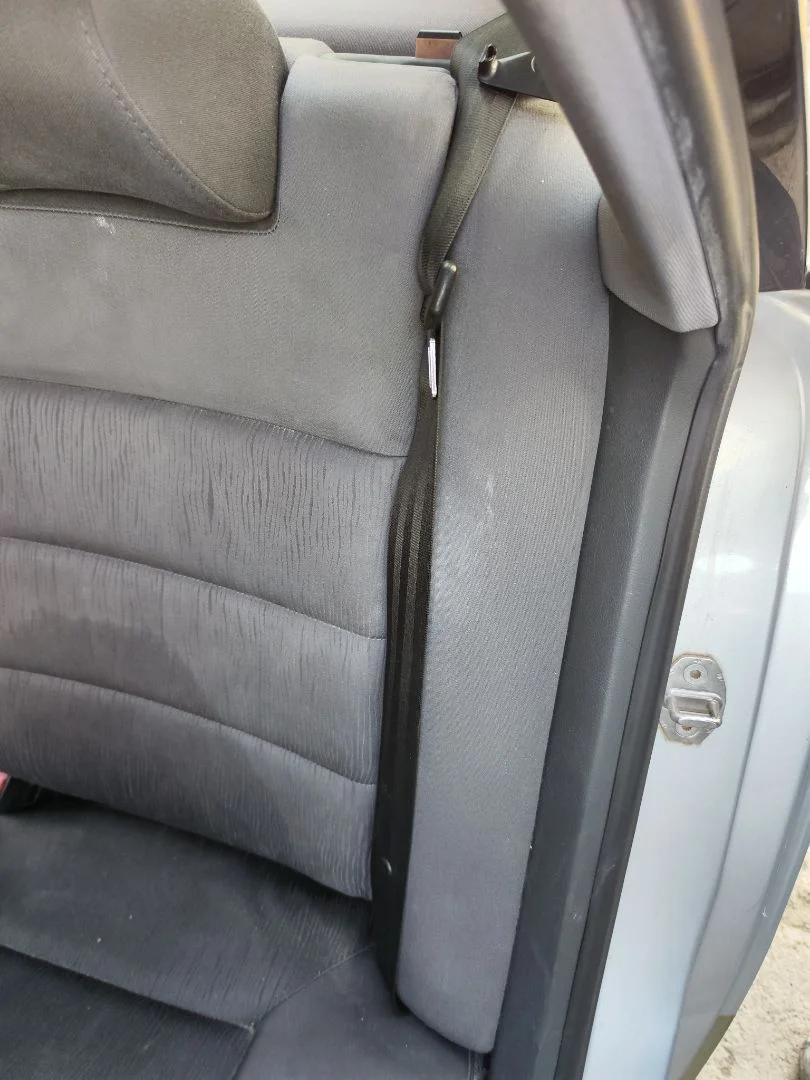 Foto de CINTURON SEGURIDAD TRASERO IZQUIERDO AUDI A6 BERLINA (4B2) 2.5 V6 24V TDI (150 CV / 110 KW)