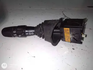 Foto de MANDO INTERMITENTES CHEVROLET LACETTI 2.0 Diesel CAT (121 CV / 89 KW) referencia 96387324 foto 2