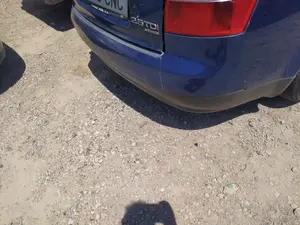 Foto de TUBO ESCAPE TRASERO AUDI A4 BERLINA (8E) 2.5 V6 24V TDI (180 CV / 132 KW)