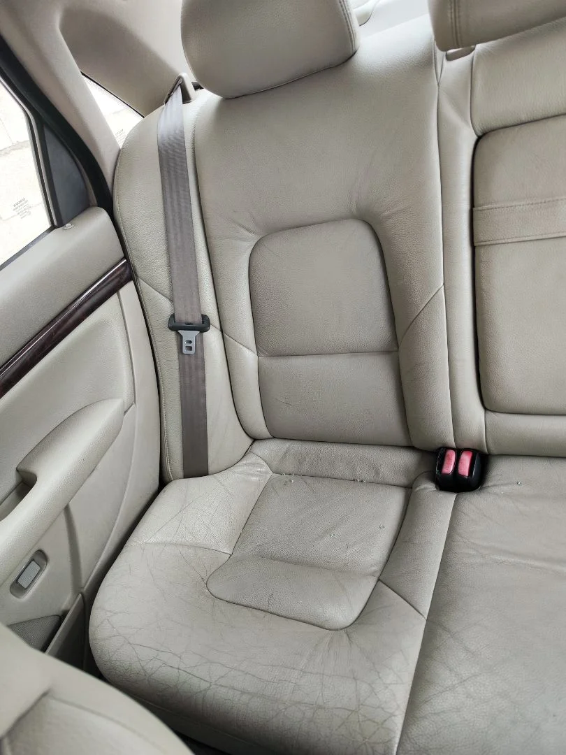 Foto de ASIENTO TRASERO MEDIO VOLVO S80 BERLINA 2.4 Diesel (131 CV / 96 KW)