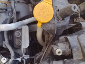 Foto de DEPOSITO LIMPIA RENAULT KANGOO II (F/KW0) 1.5 dCi Diesel FAP (90 CV / 66 KW)