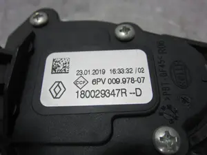 Foto de POTENCIOMETRO PEDAL RENAULT CLIO IV GRANDTOUR 0.9 Energy (90 CV / 66 KW) referencia 180029347R foto 4