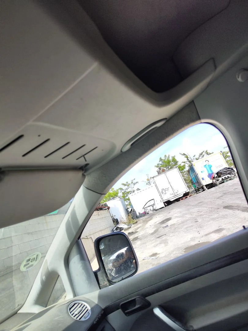 Foto de ASIDERO TECHO DELANTERO DERECHO VOLKSWAGEN CADDY (2K)(02.2004) 1.9 TDI (BSU) (75 CV / 55 KW)