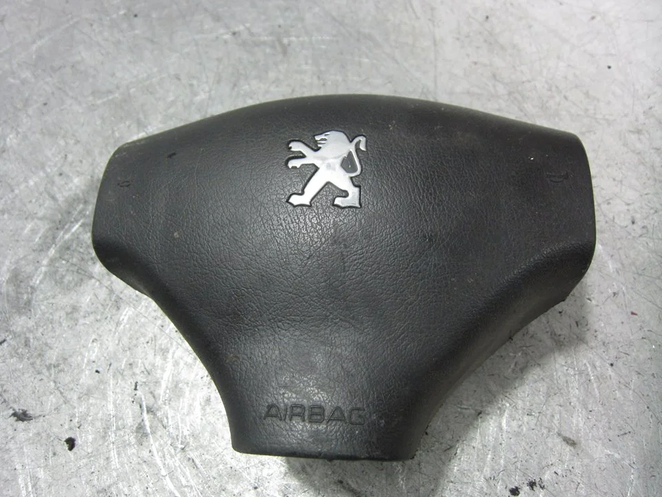 Foto de AIRBAG DELANTERO IZQUIERDO PEUGEOT 206 2.0 HDi CAT (90 CV / 66 KW) referencia 96441166ZR