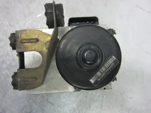 Foto de ABS BMW SERIE 3 COMPACTO (E36) 1.7 Turbodiesel CAT (90 CV / 66 KW) referencia 34511164898 foto 5