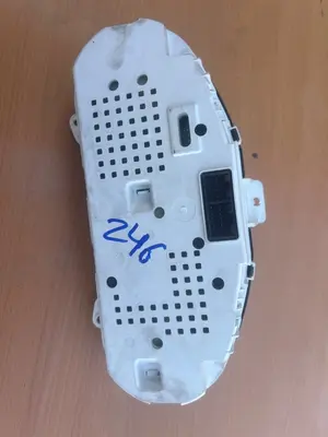 Foto de CUADRO INSTRUMENTOS HYUNDAI ATOS (EM) 1.1 12V CAT (58 CV / 43 KW) referencia 9400605000 foto 2
