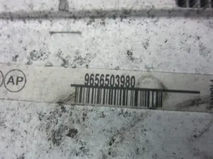 Foto de INTERCOOLER CITROEN GRAND C4 PICASSO 1.6 16V HDi FAP (109 CV / 80 KW) referencia 9656503980 foto 3