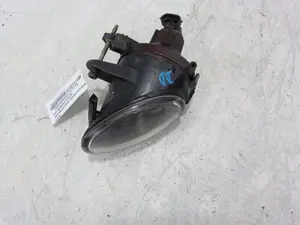 Foto de FARO ANTINIEBLA DERECHO VOLKSWAGEN PASSAT BERLINA (3C2) 2.0 TDI (140 CV / 103 KW) referencia 271274 foto 6