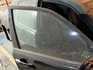 Foto de LUNA DELANTERA DERECHA MERCEDES-BENZ CLASE E (BM 210) BERLINA