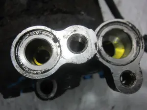 Foto de COMPRESOR AIRE ACONDICIONADO OPEL CORSA C referencia SD6V101512F foto 4