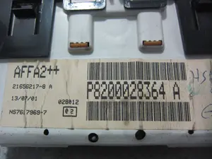 Foto de PANTALLA MULTIFUNCION RENAULT MEGANE I FASE 2 BERLINA (BA0) 1.9 dCi Diesel CAT (102 CV / 75 KW) referencia 8200028364A foto 5