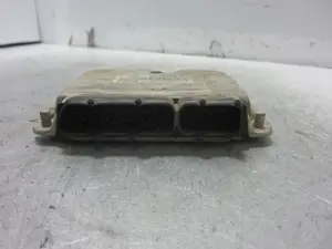 Foto de CENTRALITA MOTOR UCE SEAT IBIZA (6K1) 1.4 (60 CV / 44 KW) referencia 0261207228 foto 3