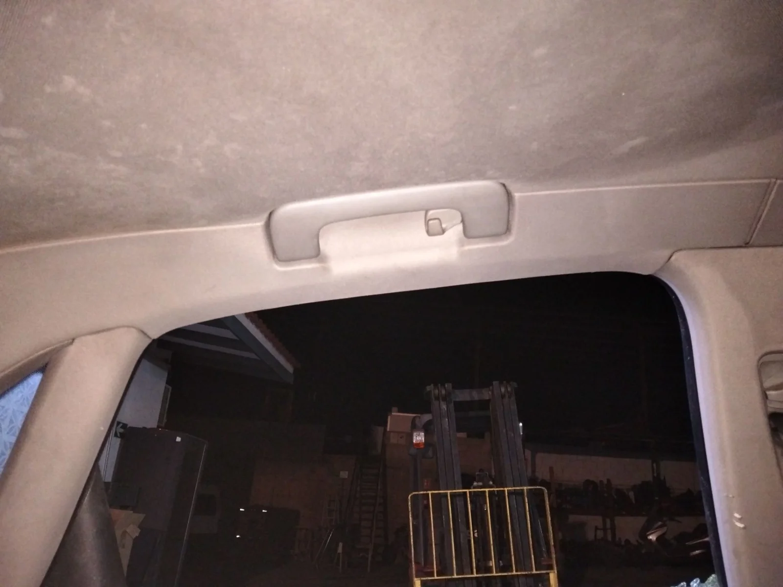 Foto de ASIDERO TECHO TRASERO IZQUIERDO AUDI A4 BERLINA (8E)
