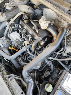 Foto de MOTOR COMPLETO VOLKSWAGEN GOLF III (1H1)(11.1991) 1.9 TDI (110 CV / 81 KW) referencia AFN foto 3