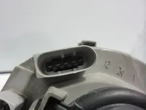 Foto de FARO DERECHO MERCEDES-BENZ CLASE C (BM 203) BERLINA 2.7 CDI 20V CAT (170 CV / 125 KW) referencia A2038200261 foto 4