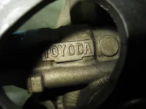 Foto de BOMBA DIRECCION TOYOTA YARIS (NCP1/NLP1/SCP1) referencia TOYODA foto 4