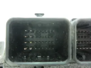 Foto de CENTRALITA MOTOR UCE PEUGEOT 307 (S1)(04.2001) 2.0 HDi CAT (90 CV / 66 KW) referencia 9653873280 foto 3