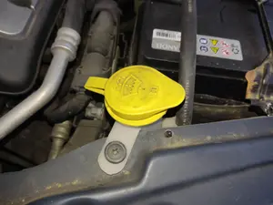 Foto de DEPOSITO LIMPIA CHEVROLET CAPTIVA 2.0 Diesel CAT (150 CV / 110 KW) referencia 20775069