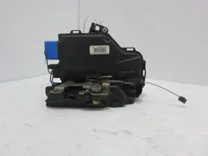Foto de CERRADURA PUERTA DELANTERA IZQUIERDA SEAT TOLEDO (5P2) 1.9 TDI (105 CV / 77 KW) referencia 3D1837015