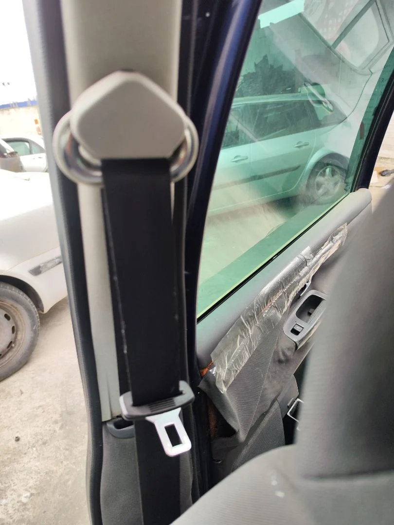 Foto de CINTURON SEGURIDAD DELANTERO DERECHO VOLKSWAGEN SHARAN (7M6/7M9) 1.9 TDI (116 CV / 85 KW) referencia 7M3857706 FKZ