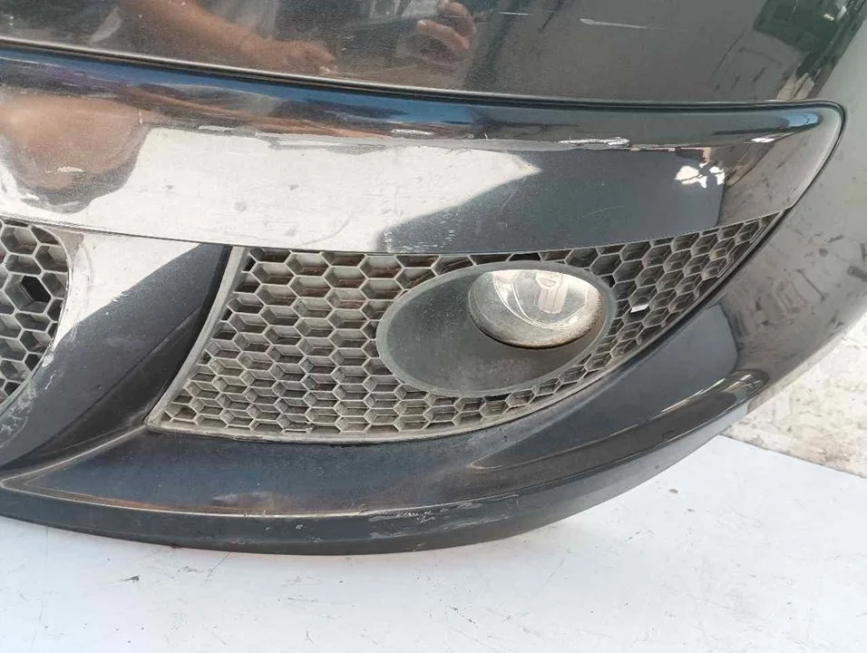 Foto de FARO ANTINIEBLA IZQUIERDO SEAT ALTEA (5P1) 1.9 TDI (105 CV / 77 KW) referencia 6J0941701B