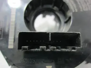 Foto de ANILLO AIRBAG FORD FOCUS BERLINA (CAK) 1.8 TDCi CAT (101 CV / 74 KW) referencia 2M5114A664AA foto 4
