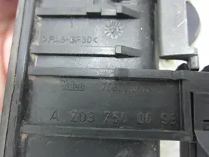Foto de NO IDENTIFICADO MERCEDES-BENZ CLK (BM 209) COUPE 2.7 CDI 20V CAT (170 CV / 125 KW) referencia A2037500693 foto 2