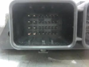Foto de CENTRALITA MOTOR UCE CITROEN XSARA PICASSO 1.6 16V HDi (90 CV / 66 KW) referencia 1939AQ foto 5