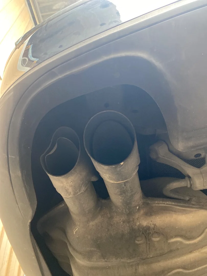 Foto de SILENCIADOR TRASERO VOLKSWAGEN PASSAT BERLINA (3C2) 2.0 TDI (140 CV / 103 KW) referencia 3C0253609AJ