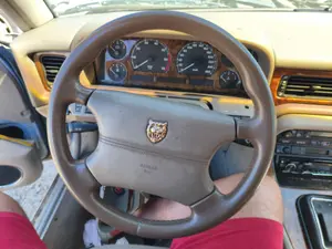 Foto de VOLANTE JAGUAR XJ 3.2 CAT (211 CV / 155 KW)