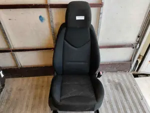 Foto de ASIENTO DELANTERO DERECHO PEUGEOT 308 SW 1.6 HDi FAP (112 CV / 82 KW) foto 5