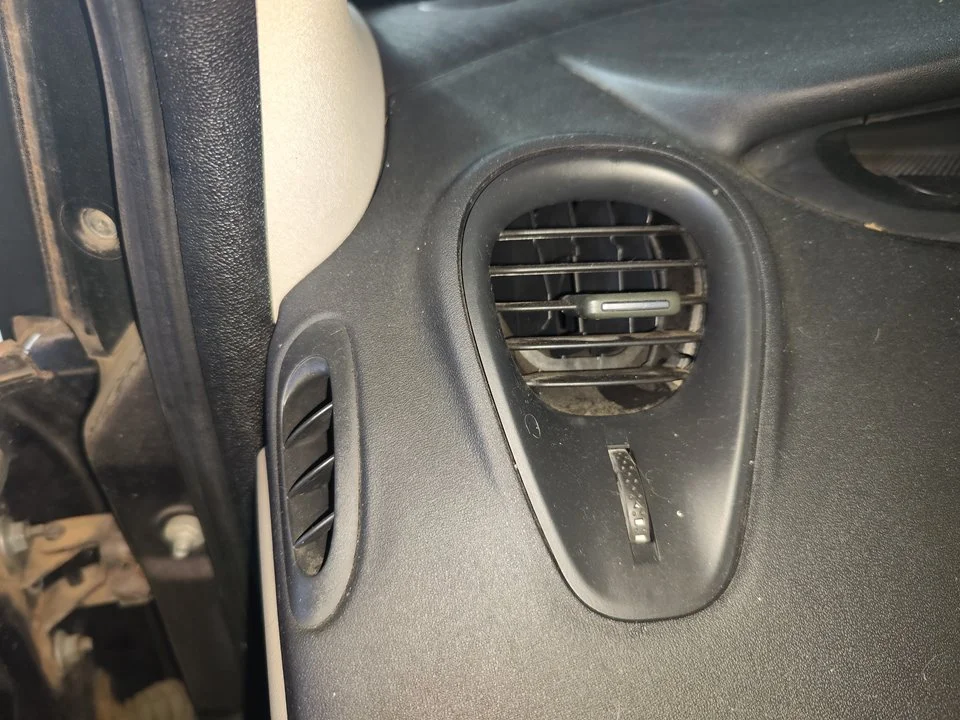 Foto de NO IDENTIFICADO RENAULT SCENIC II (JM) 1.9 dCi Diesel (120 CV / 88 KW)
