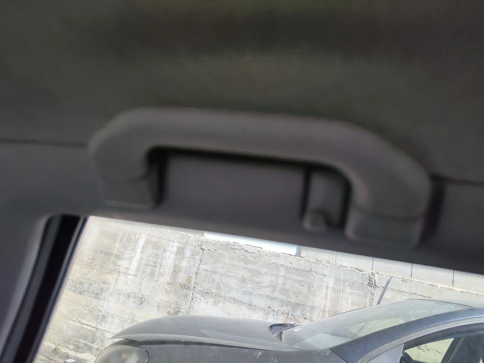 Foto de ASIDERO TECHO TRASERO IZQUIERDO SEAT IBIZA (6K1) 1.4 (60 CV / 44 KW)