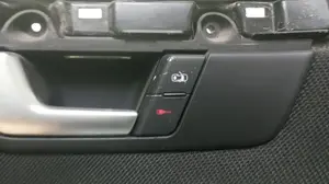 Foto de MANETA INTERIOR DELANTERA IZQUIERDA AUDI A4 AVANT (8E) 3.0 V6 24V TDI (233 CV / 171 KW) referencia 8E1837019