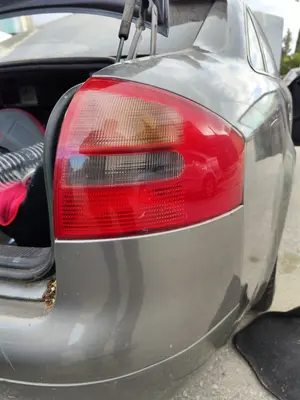 Foto de PILOTO TRASERO DERECHO AUDI A6 BERLINA (4B2) 2.5 V6 24V TDI (150 CV / 110 KW) referencia 4B5945096