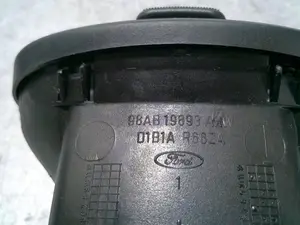 Foto de REJILLA AIREADORA FORD FOCUS BERLINA (CAK) 2.0 16V CAT (131 CV / 96 KW) referencia 98AB19893 foto 4