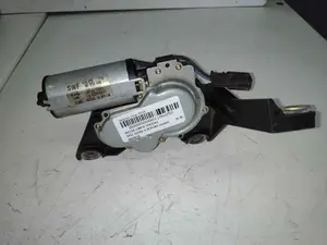 Foto de MOTOR LIMPIA TRASERO OPEL ASTRA G BERLINA 2.0 16V DI CAT (X 20 DTL / LD3) (82 CV / 60 KW) referencia 90559440