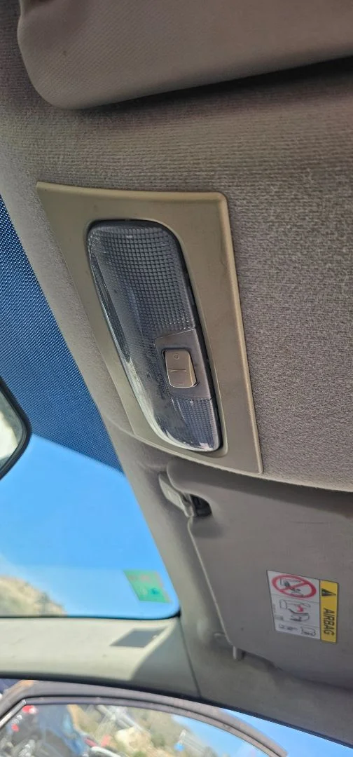 Foto de LUZ INTERIOR FORD FIESTA (CNN) 1.25 16V CAT (82 CV / 60 KW)