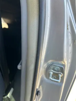 Foto de GOMAS CONTORNO PUERTA TOYOTA YARIS (KSP9/SCP9/NLP9) 1.3 16V CAT (101 CV / 74 KW) referencia 6786152010