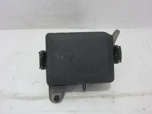 Foto de CAJA RELES / FUSIBLES HYUNDAI I20 (GB) 1.2 16V CAT (84 CV / 62 KW) referencia 91950C8200 foto 3