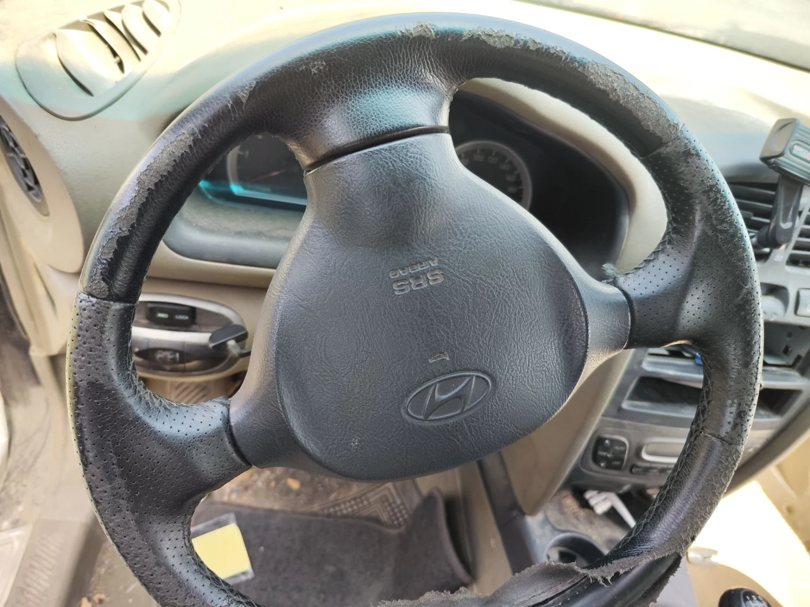 Foto de AIRBAG DELANTERO IZQUIERDO HYUNDAI SANTA FE (SM) 2.4 CAT (146 CV / 107 KW)
