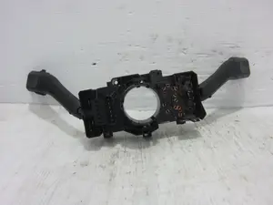 Foto de MANDO MULTIFUNCION AUDI A2 (8Z) 1.4 16V (75 CV / 55 KW) referencia 8L0953513G foto 4