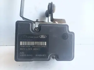 Foto de ABS FORD FOCUS BERLINA (CAP) 1.8 TDCi Turbodiesel CAT (116 CV / 85 KW) referencia 3M512M110JA foto 2