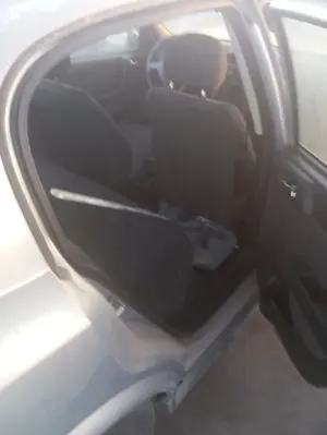 Foto de GOMAS CONTORNO PUERTA OPEL ASTRA G BERLINA 1.6 CAT (Z 16 SE / L55) (84 CV / 62 KW)
