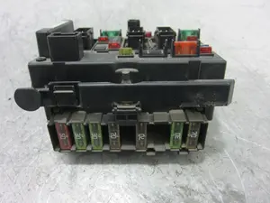Foto de NO IDENTIFICADO PEUGEOT 307 (S1)(04.2001) 2.0 HDi CAT (90 CV / 66 KW) referencia 9650664080 foto 6